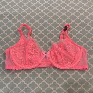 Victoria’s Secret Unlined Lace Peach 32B NWT